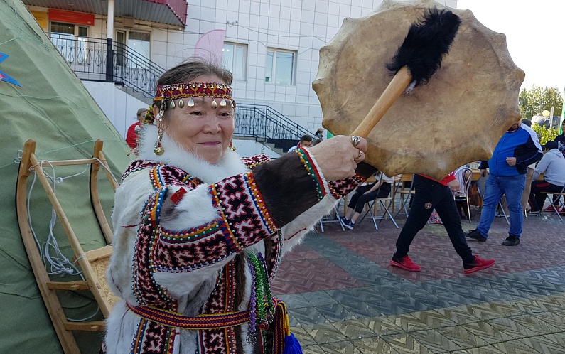 Что нужно знать о шаманском бубне коренных жителей Ямала