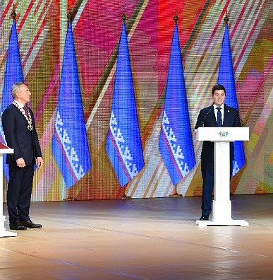Единство братьев крепче каменного утеса