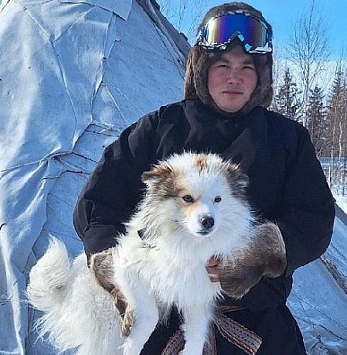 Победитель национальной борьбы выиграл щенка оленегонной лайки в Аксарке